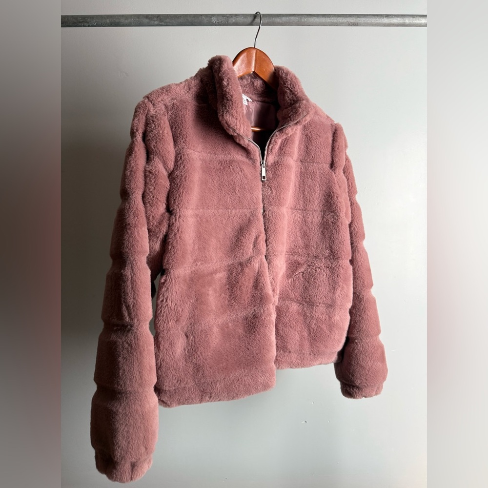 Time and Tru Women's Teddy Jacket in Blush Rose Pink